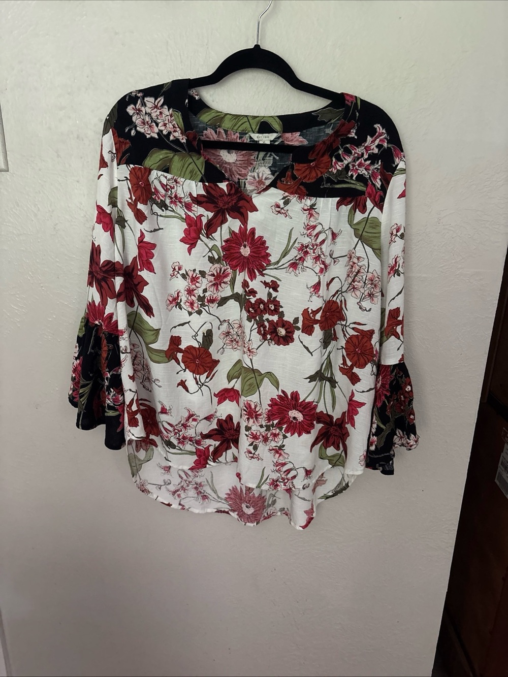 Floral Red & White Women's Blouse - Lightweight Scoop Neck Top XL Fairycore,